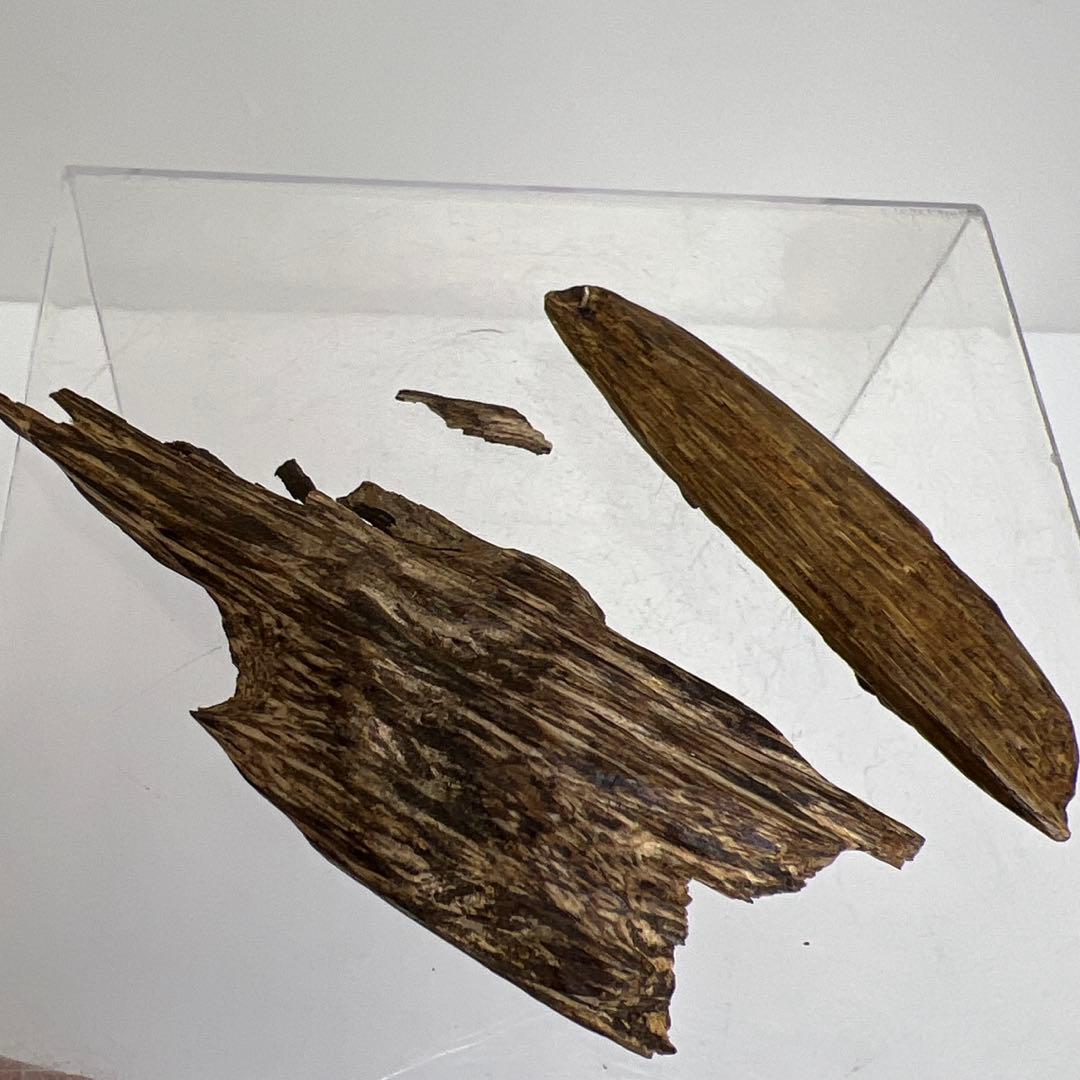 香木　沈香　14g タサオ　東さ8-0105☆2F