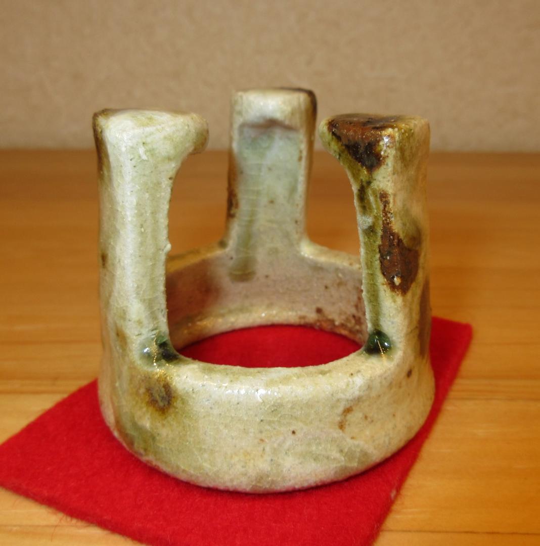 送料込【逢絢亭】茶道具 蓋置 美濃焼 美濃伊賀 五徳の形 加藤弥右衛門 共箱入り