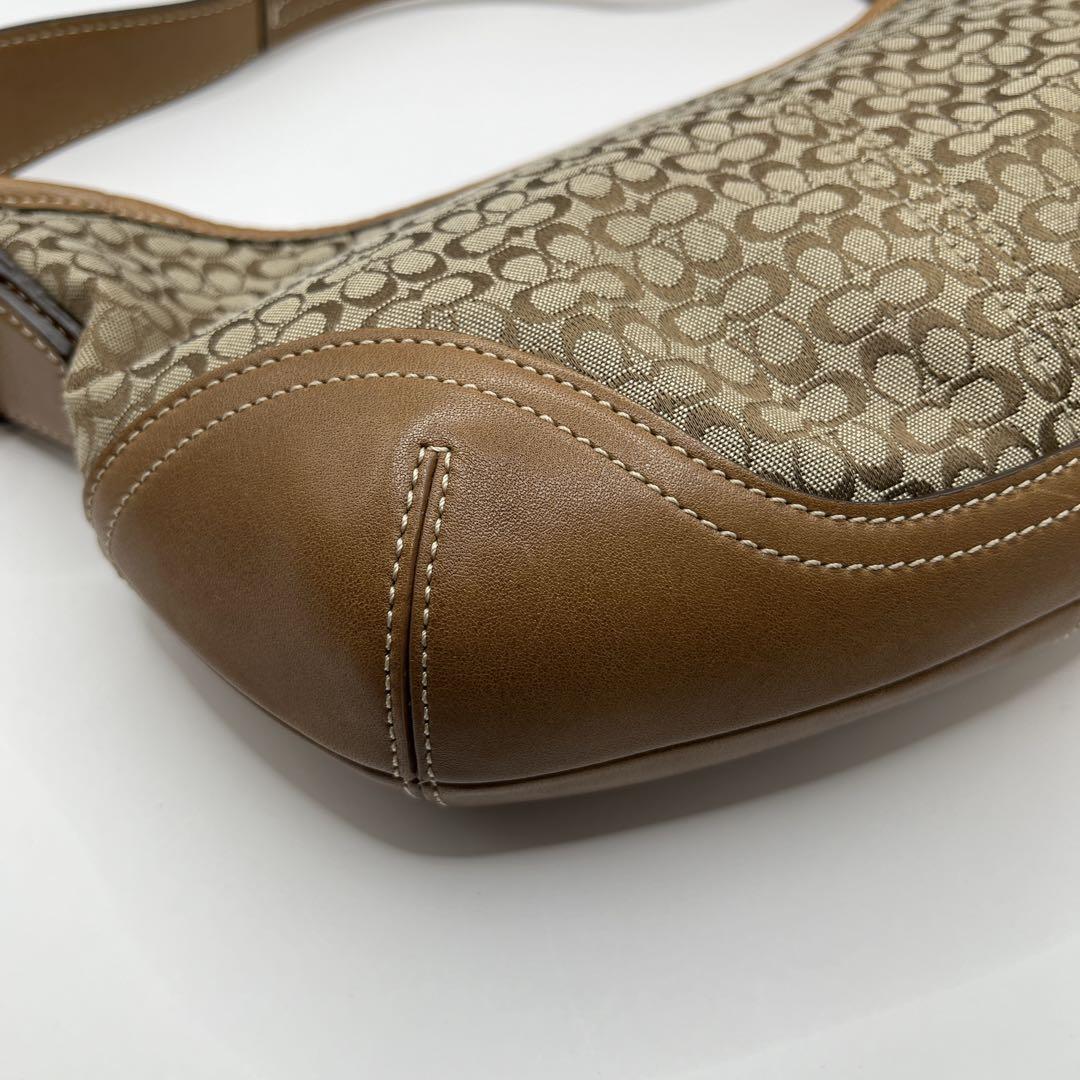 美品コーチ ミニ ホーボー ハンドバッグ シグネチャー Small Hobo