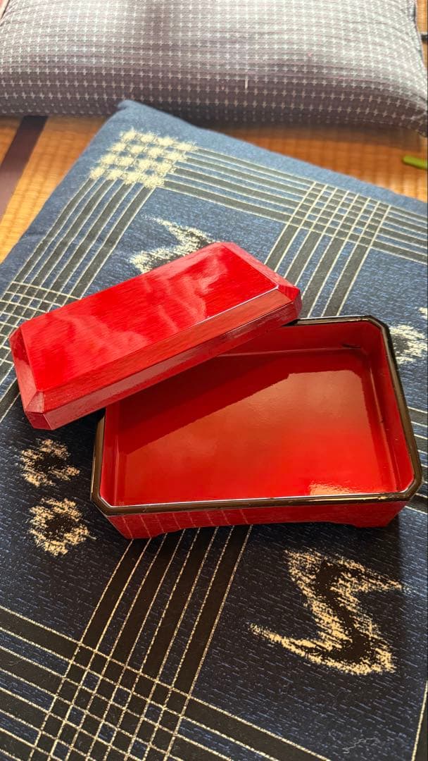 【たまひよ】【お得6個セット】赤い漆器 重箱 蓋付 新品•未使用