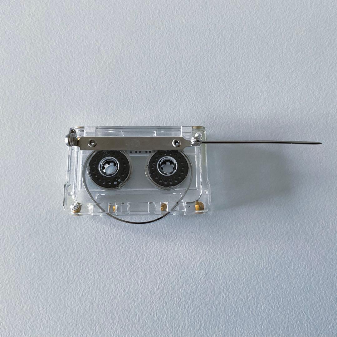 CHANEL カセットテープ　ブローチ