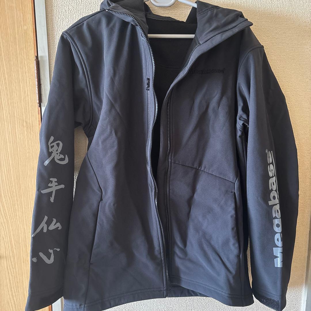 メガバスウェア　ブローアタックフーディーXL、