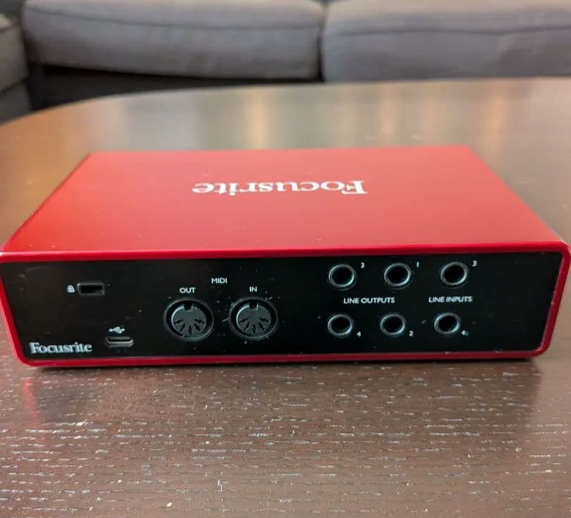 Scarlett 4i4 3rd gen オーディオインターフェイス