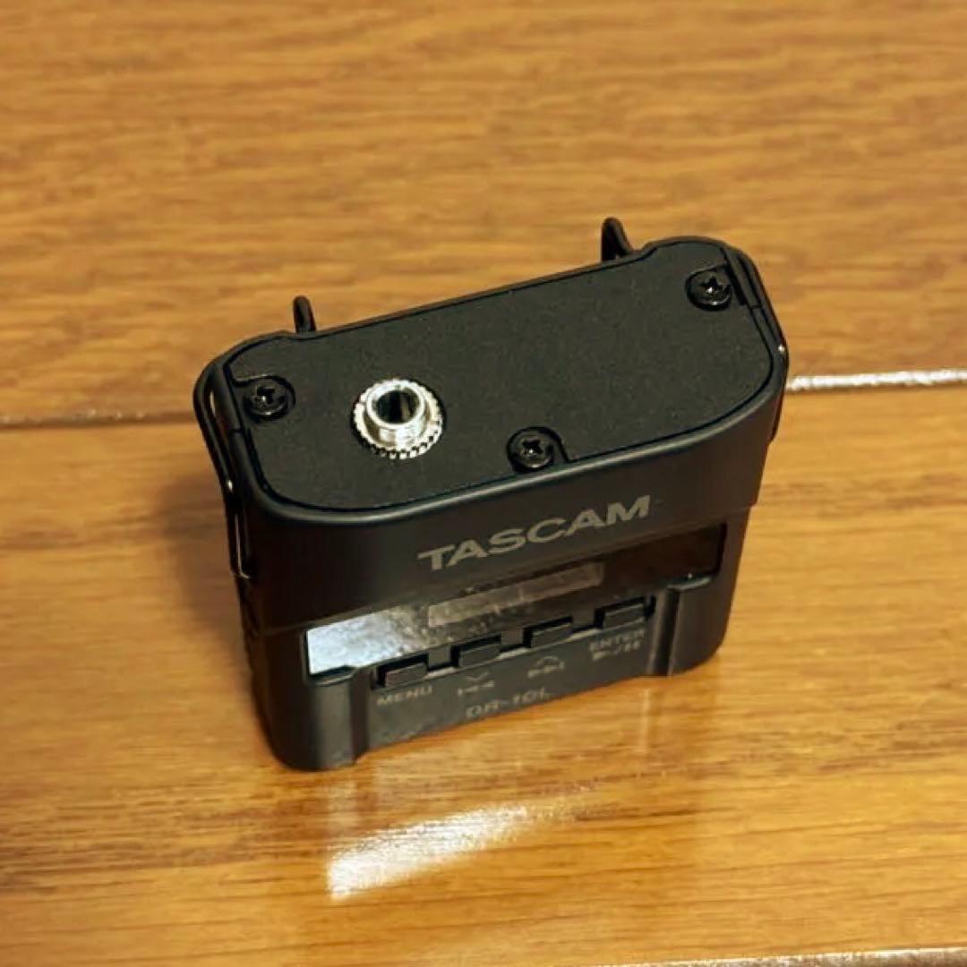 【美品】TASCAM DR-10L(黒) ピンマイク付き小型オーディオレコーダー