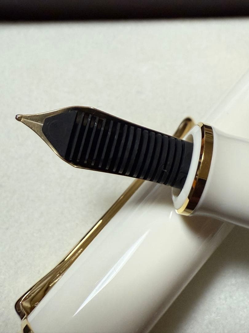 未使用　万年筆　ペリカン M600 ターコイズ　EF