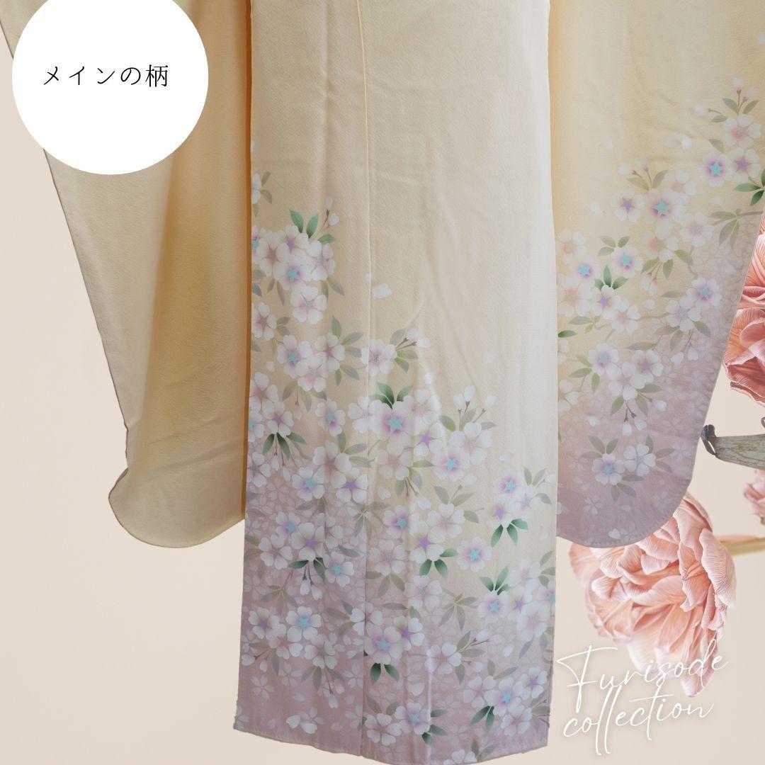 振袖フルセット　クリーム　桜柄　シンプル可愛い　成人式　卒業式