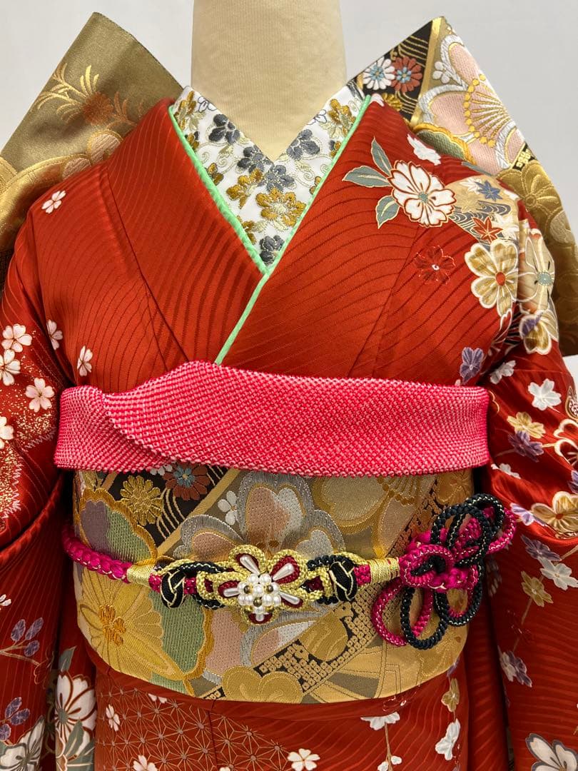 振り袖　フルセット　長襦袢　成人式　金彩加工　刺繍　全通袋帯　重ね襟付き656