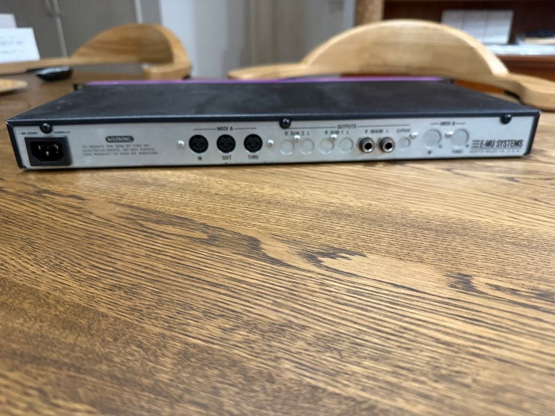 その他 E-MU MO'PHATT