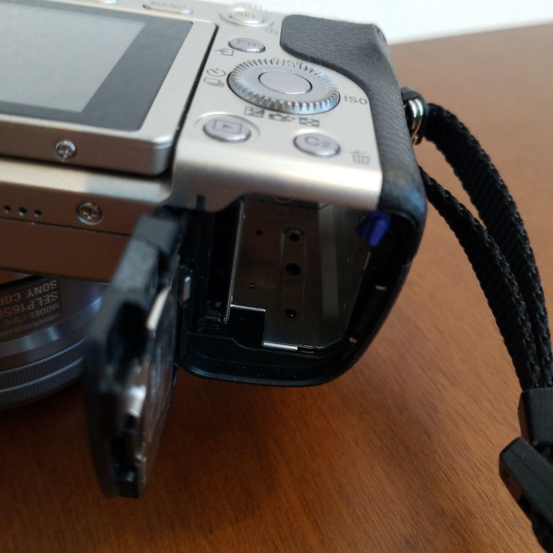 SONY α6000 ILCE-6000Lミラーレスカメラ16-50mmレンズ付