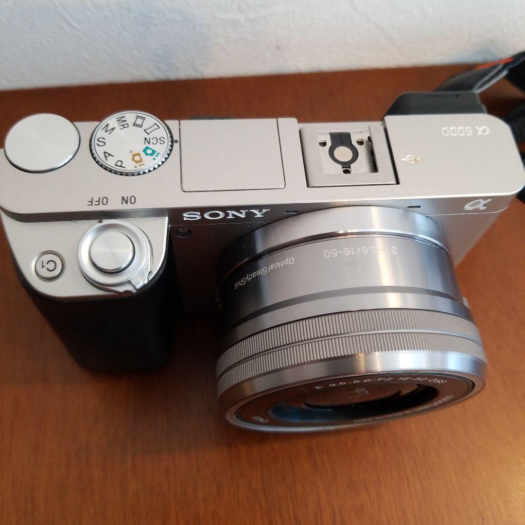 SONY α6000 ILCE-6000Lミラーレスカメラ16-50mmレンズ付