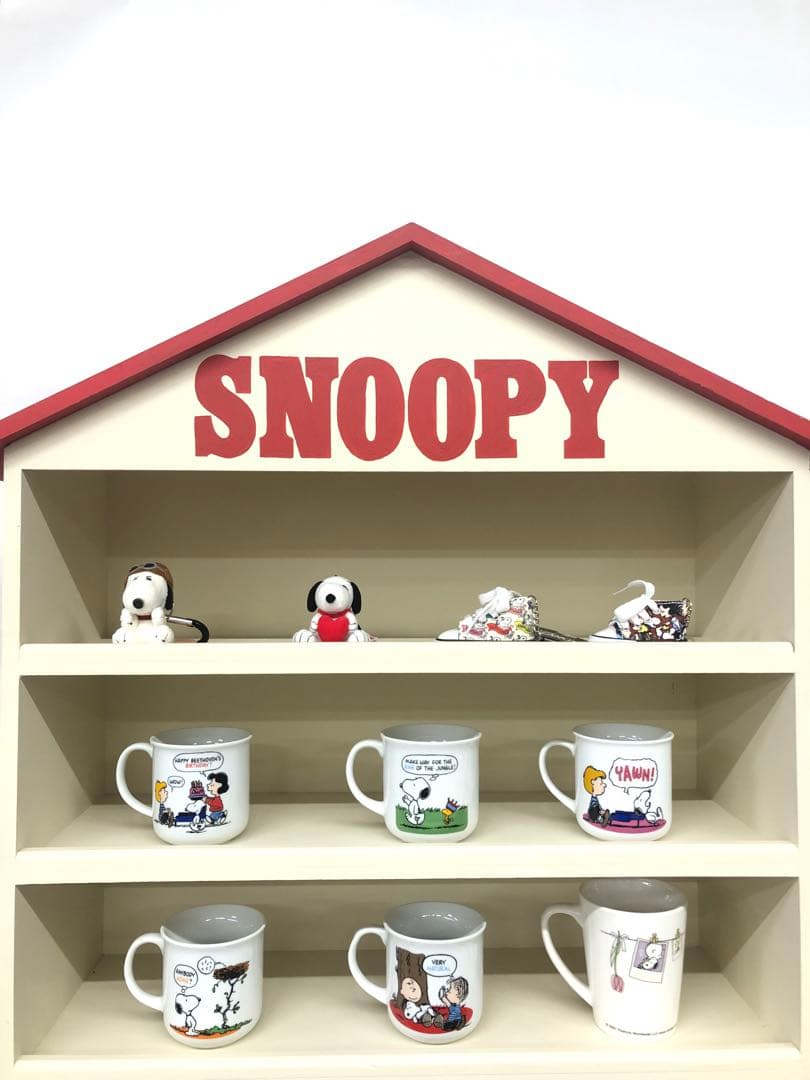 #スヌーピー 家型 3段棚 　業者さんにてリペアー済です 匿名配送いたします。