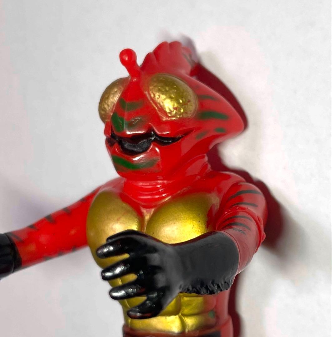 【当時物】仮面ライダー アマゾン 16cm パチソフビ