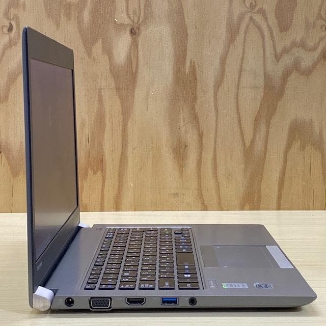 高速◆dynabook R63◆i7-5500U◆SSD256GB◆8GB