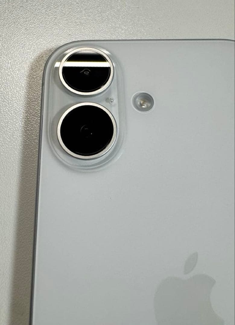 【美品】Apple iPhone16 128GB SIMフリー