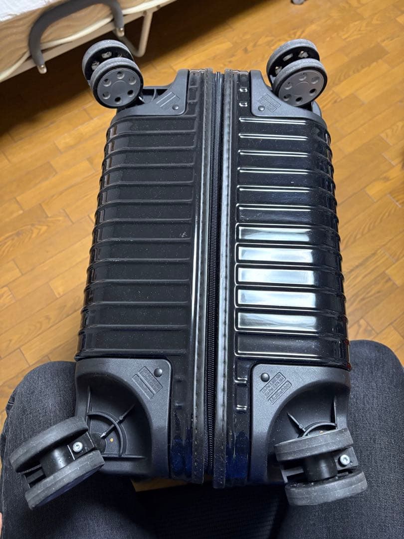 RIMOWA リモワ スーツケース SALSA ブラック83073504