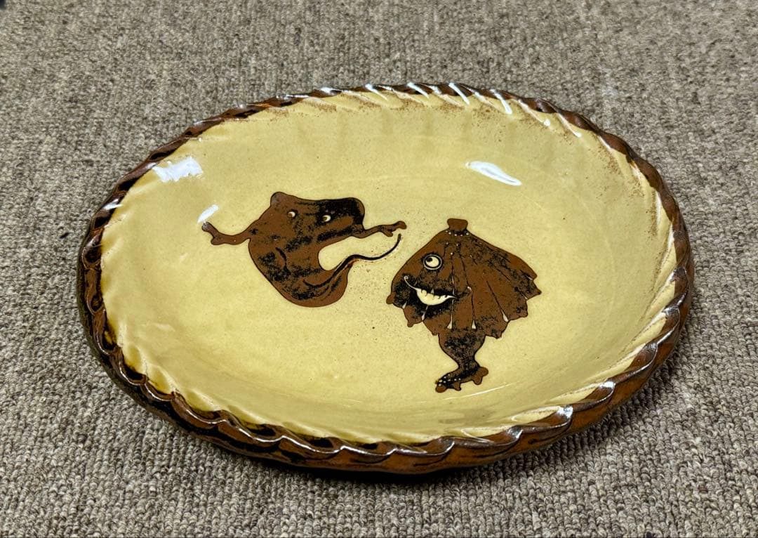 小島鉄平 スリップウェア 妖怪 いったんもめん から傘お化け