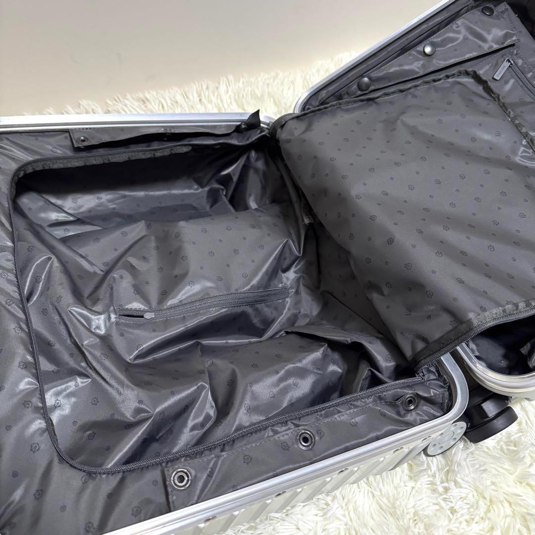 【極美品】RIMOWA Original Compact シルバー スーツケース