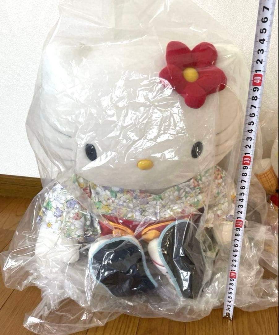 ハローキティ　キティちゃん　希少　キティ　ぬいぐるみ　１点