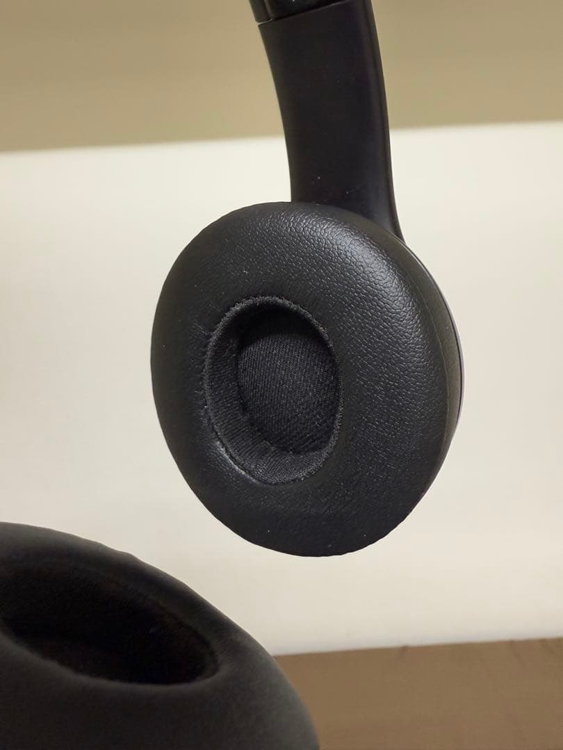 【最終値下げ】BEATS Solo3 WIRELESS ヘッドホン　黒