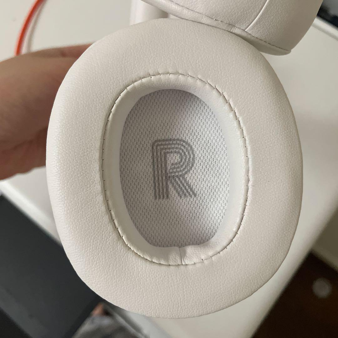 JBL ワイヤレスヘッドホン ホワイト