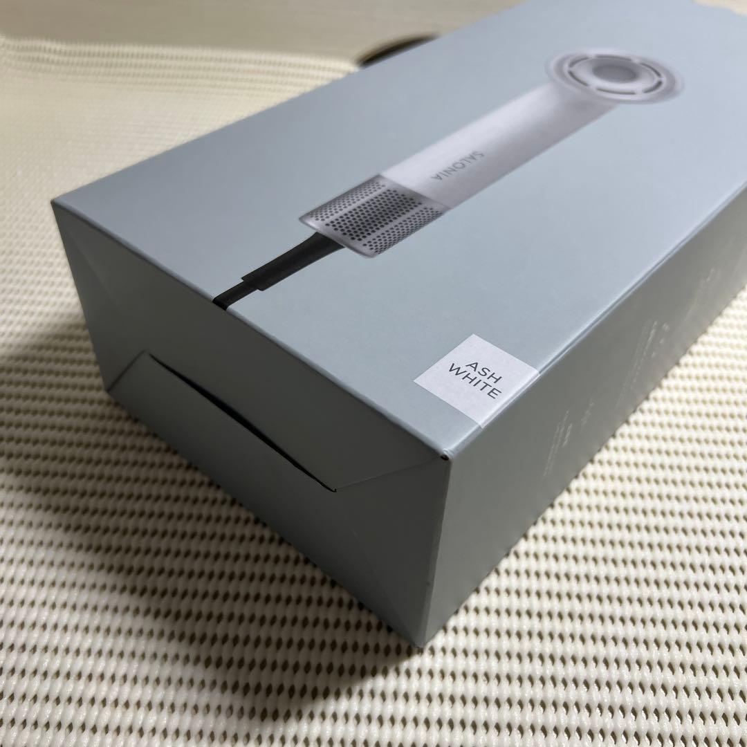 【新品未使用】スムースシャインスマートドライヤー グレー サロニア 縦型モデル