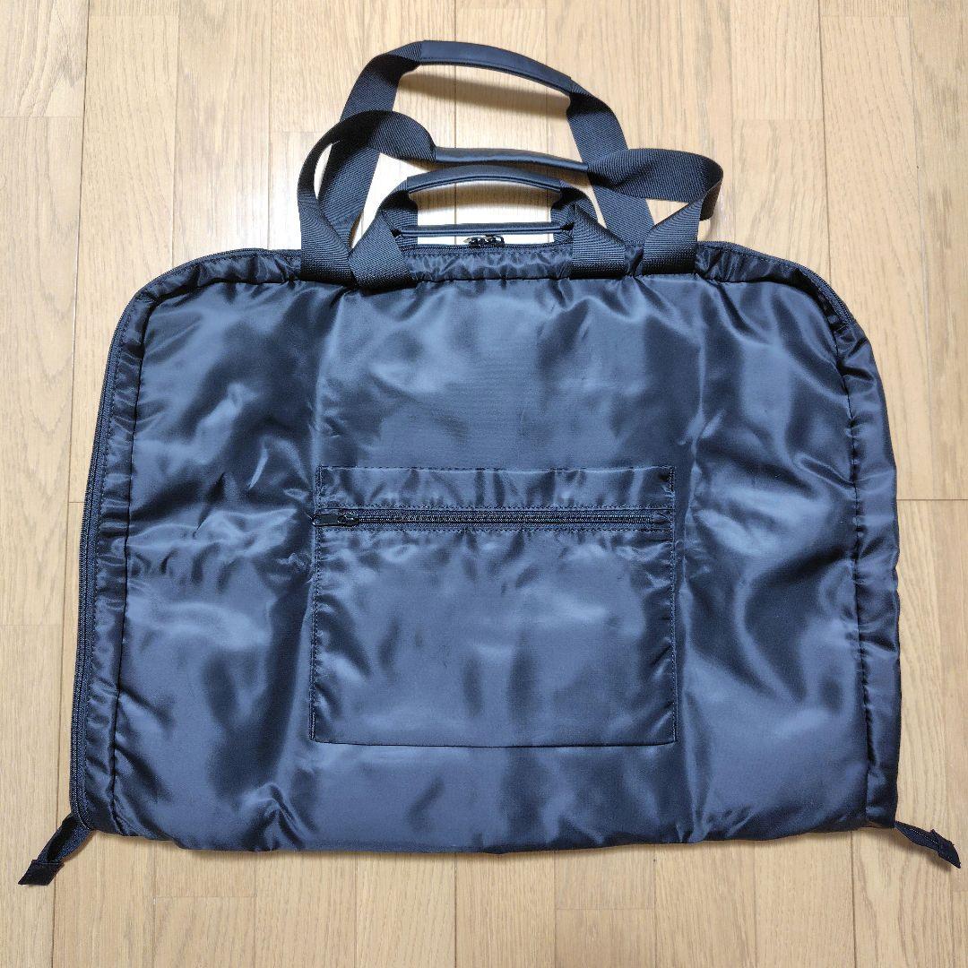 JAL ISETAN 伊勢丹　コラボ　ガーメントケース