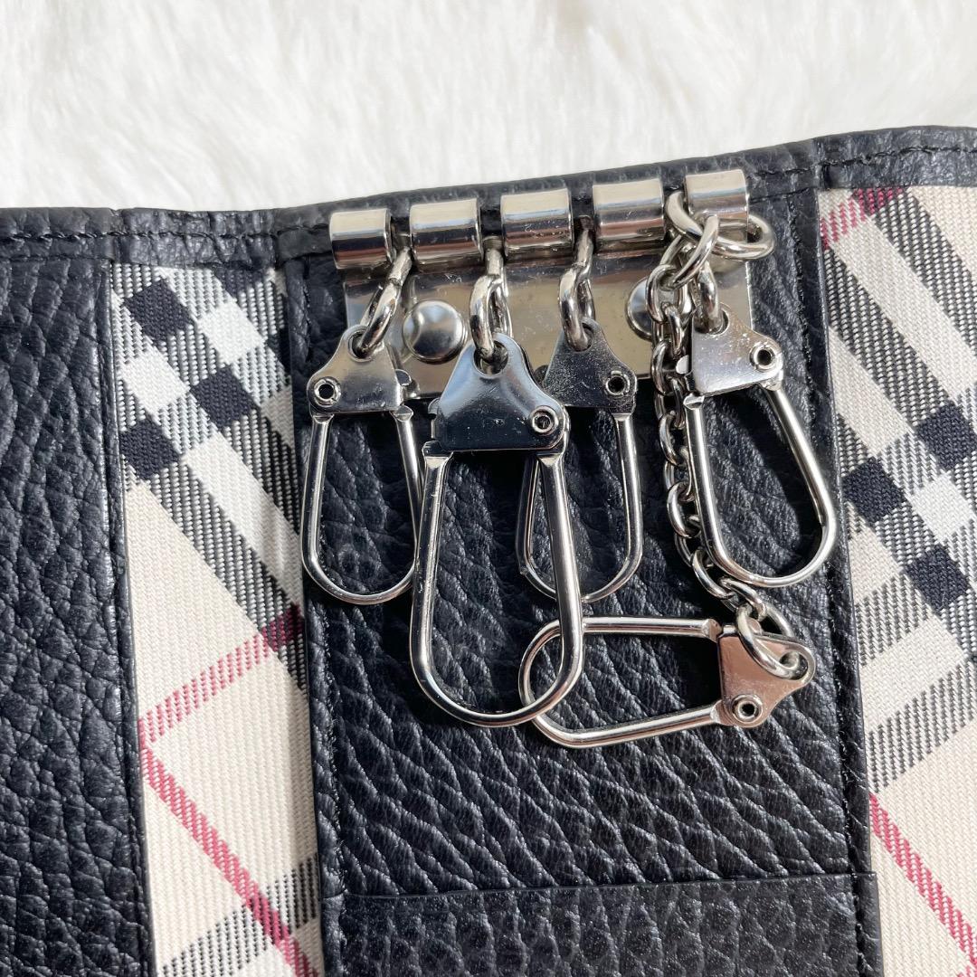 美品 BURBERRY レザー×ノバチェック柄 4連 キーケース ブラック