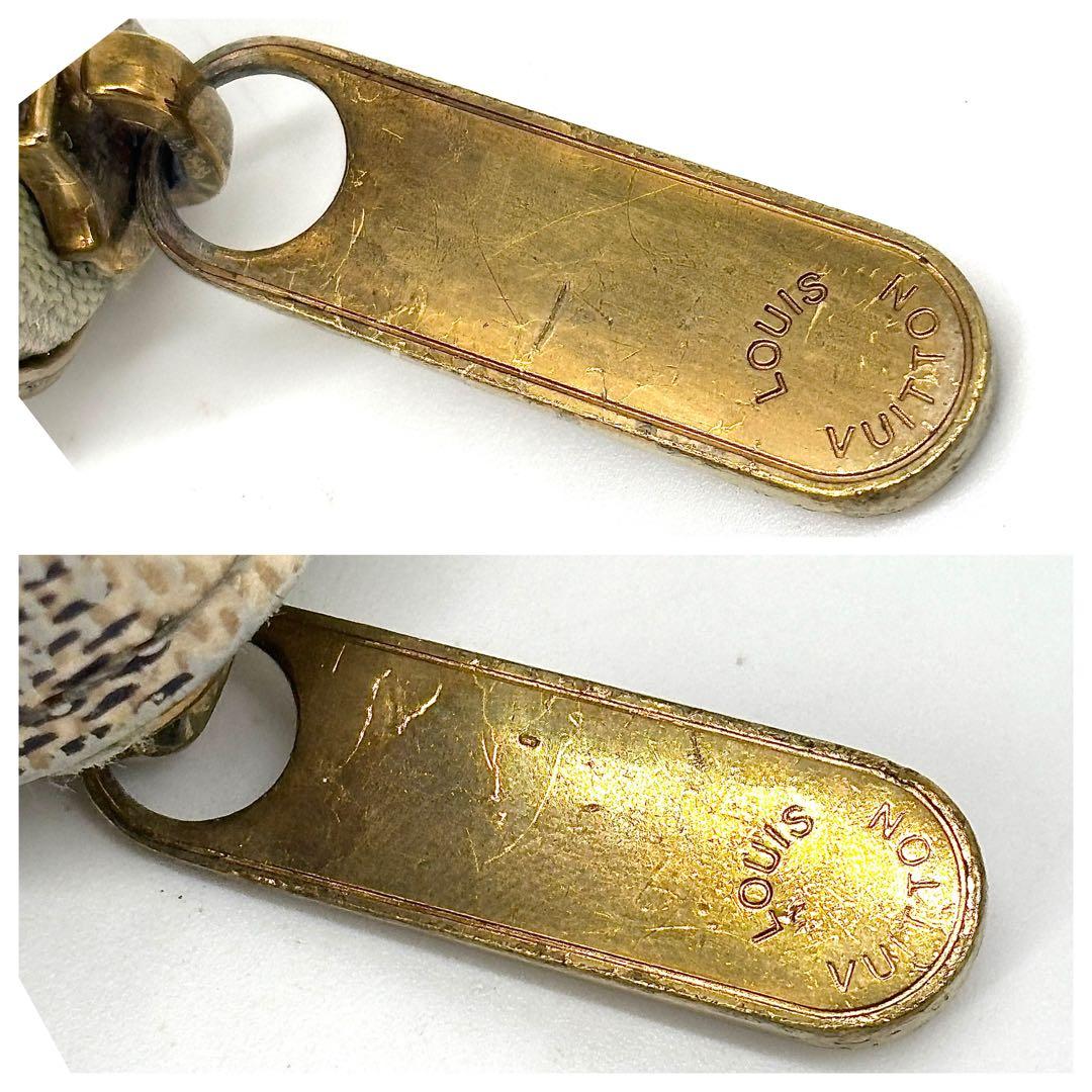 ルイヴィトン ケース ダミエ・アズール ジッピーパース ホワイト