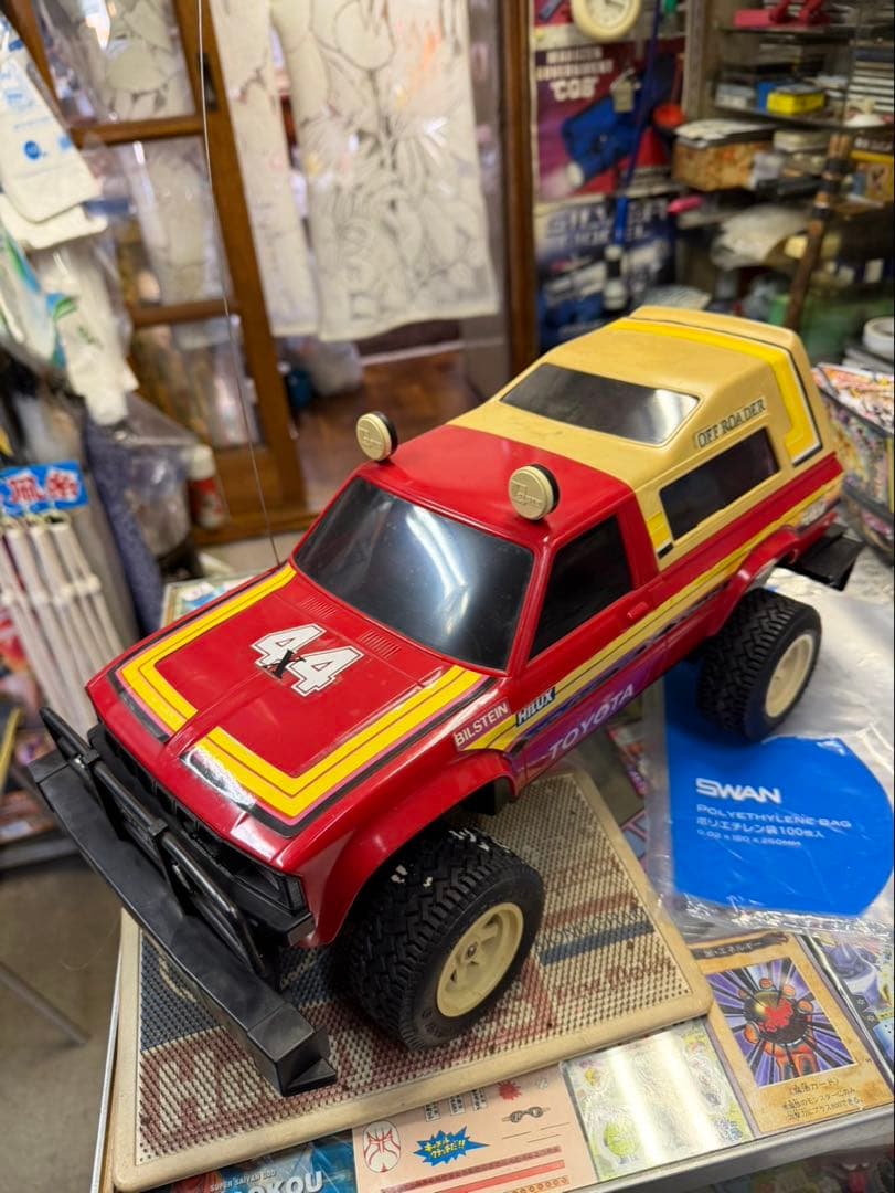 展示品長期保管品 NIKKO ニッコー トヨタ HILUX 4WD1/1ラジコン