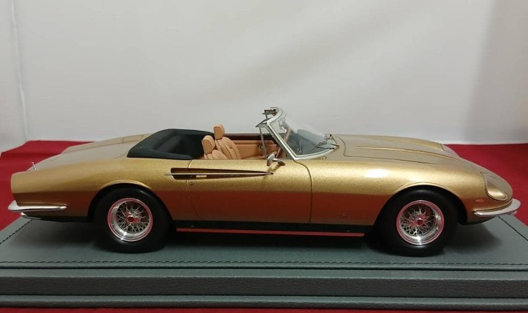 BBR 1/18 Ferrari フェラーリ 365 カリフォルニア