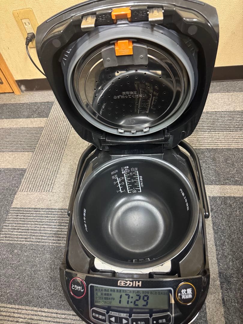 象印 NP-SF10E5 圧力IH炊飯器