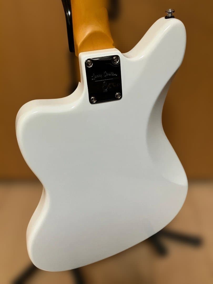 【やっさん】Sire / Larry Carlton J5 WH