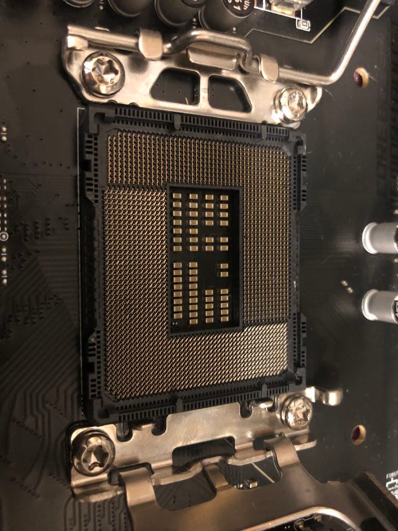 MSI MAG H670 TOMAHAWK WIFI D4【訳あり/保証あり】