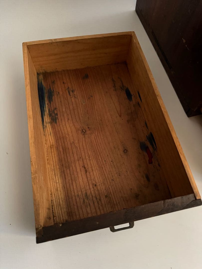 レトロな家具　引き出し　木製棚　古道具