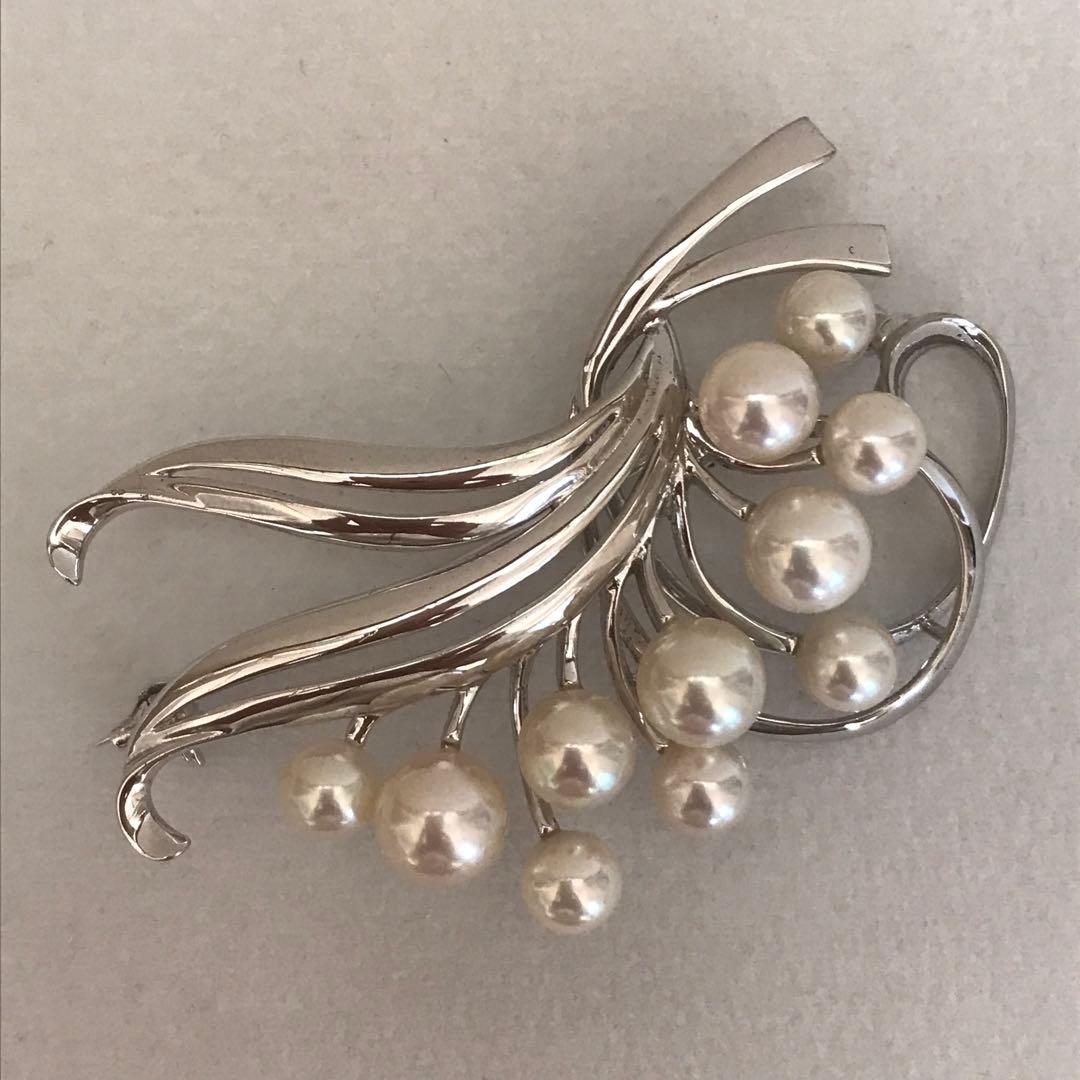 【特価！】MIKIMOTO 華やか　ゴージャス　AKOYA ブローチ