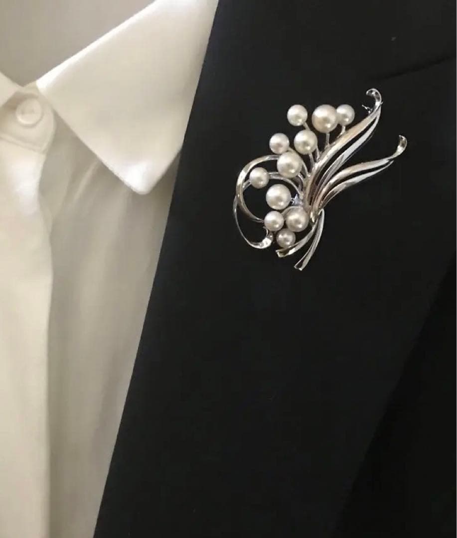 【特価！】MIKIMOTO 華やか　ゴージャス　AKOYA ブローチ