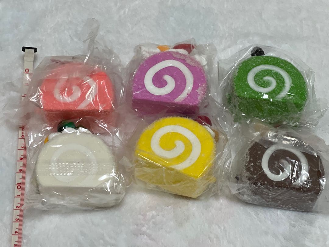 【新品】スポンジスクイーズ　ケーキ　食品サンプル　磁石　ミニチュア　16個セット