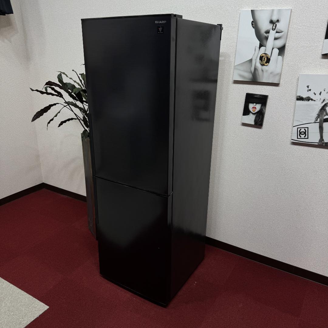 東京23区送料無料　超美品シャープ2022年製　2ドア310L　洗浄/除菌済み
