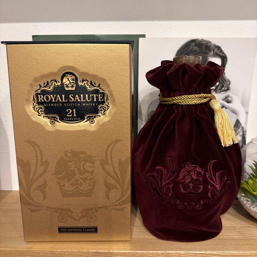 ローヤルサルート21年　1000ミリ