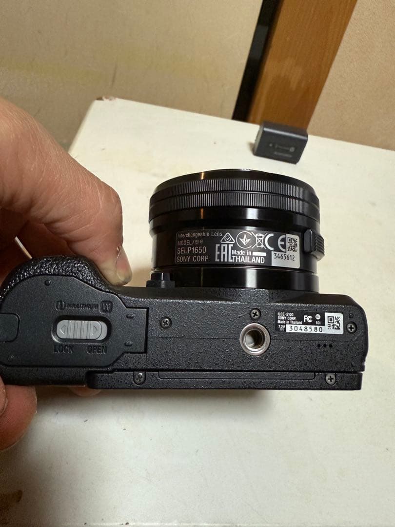SONY デジタル一眼カメラ α5100 ILCE-5100