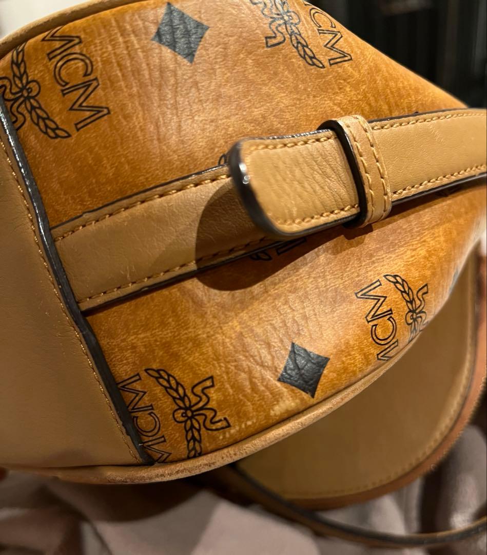 MCM ショルダーバッグ