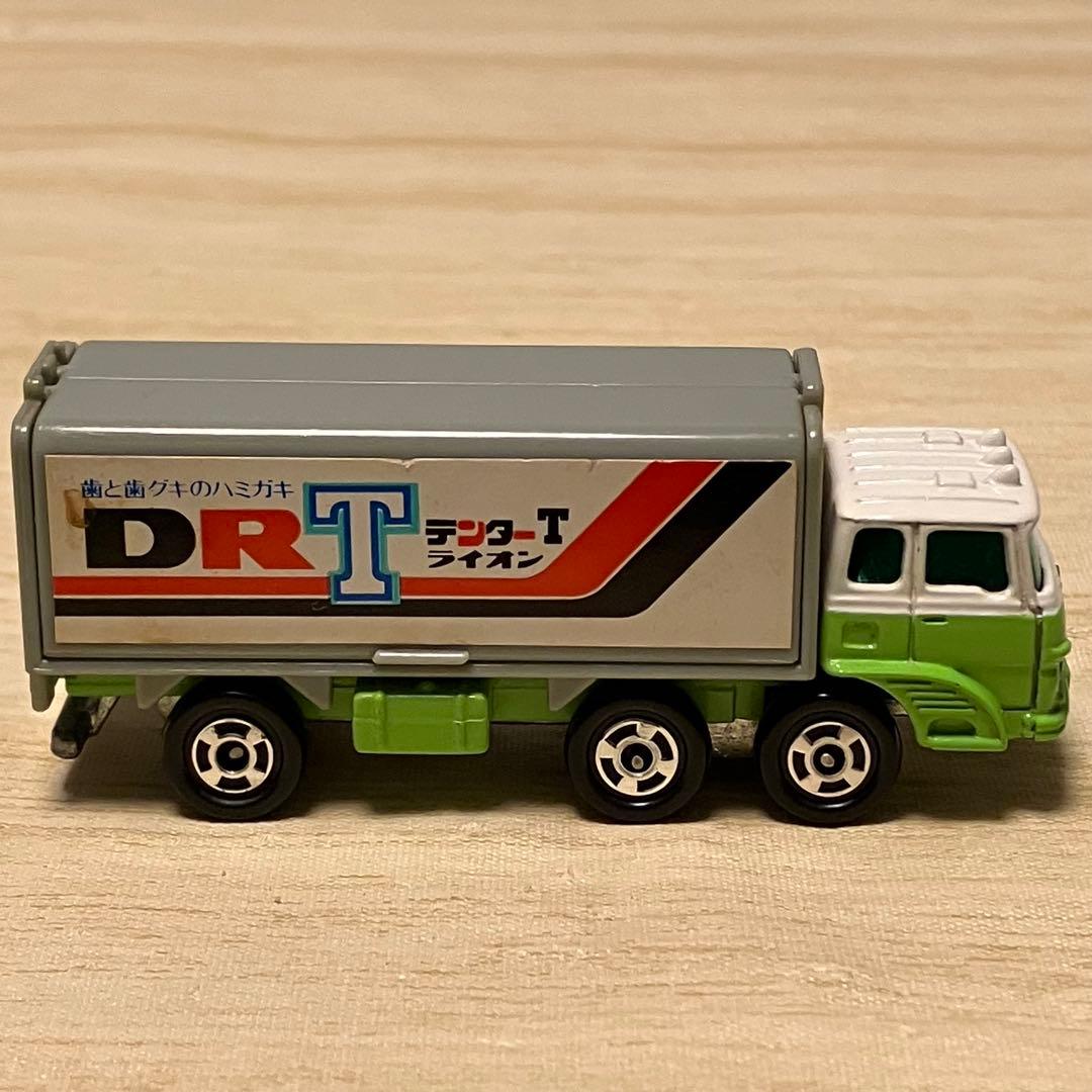 トミカ ふそうトラック デンター T ライオン No.7 1/127