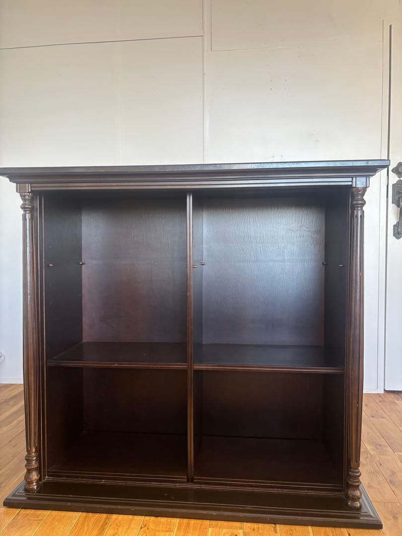 英国クラシック キャビネット アンティーク 食器棚 飾り棚 カップボード 収納