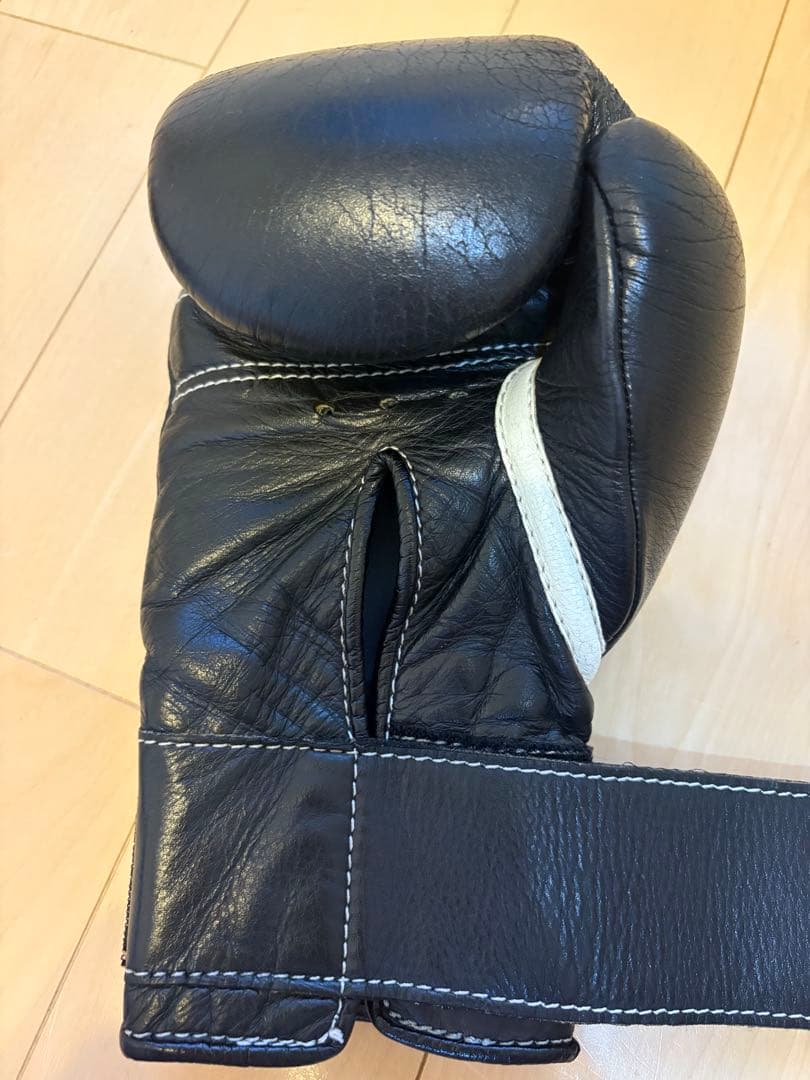 ウィニングボクシンググローブ8オンスマジックテープ