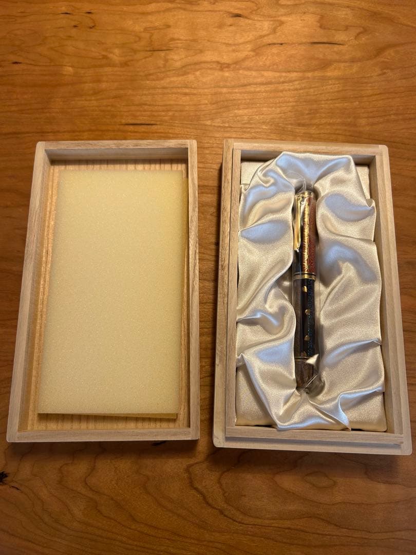 Pelikan ペリカン 万年筆 リミテッドエディション M1000 蒔絵 春秋