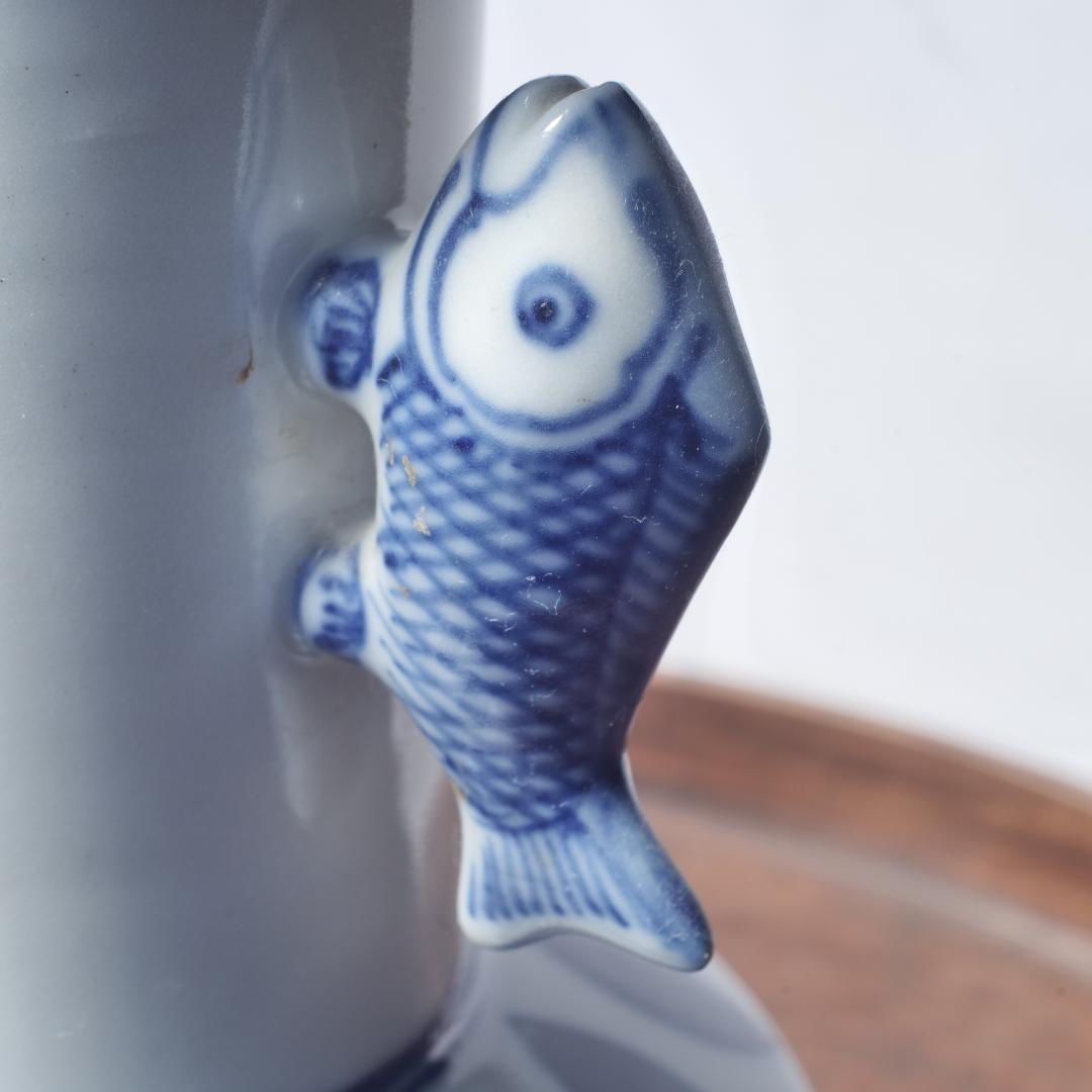 【民藝】景徳鎮 染付高砂手花瓶 魚双耳 花瓶 花入 人物図 細密