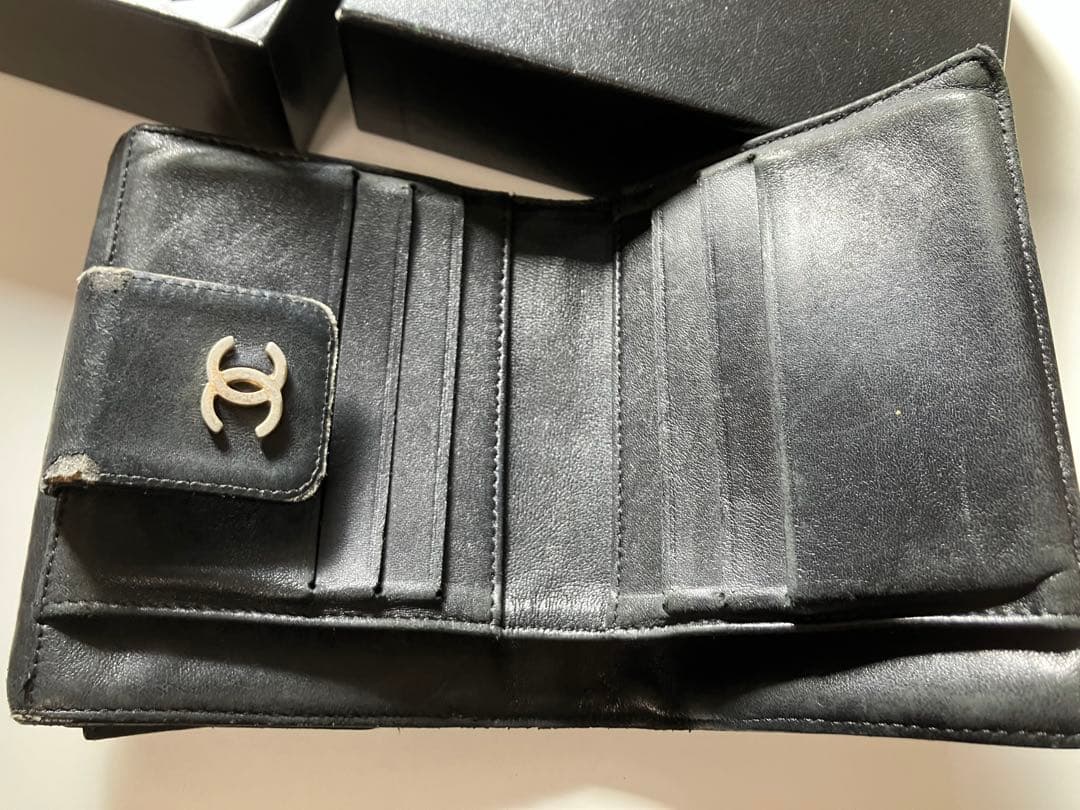 CHANEL　アイコンライン　ブラック 　二つ折り財布　財布 　長財布