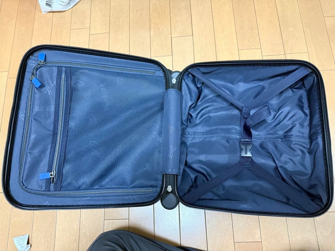 イノベーター　INV36 innovator ビジネスキャリー　　スーツケース