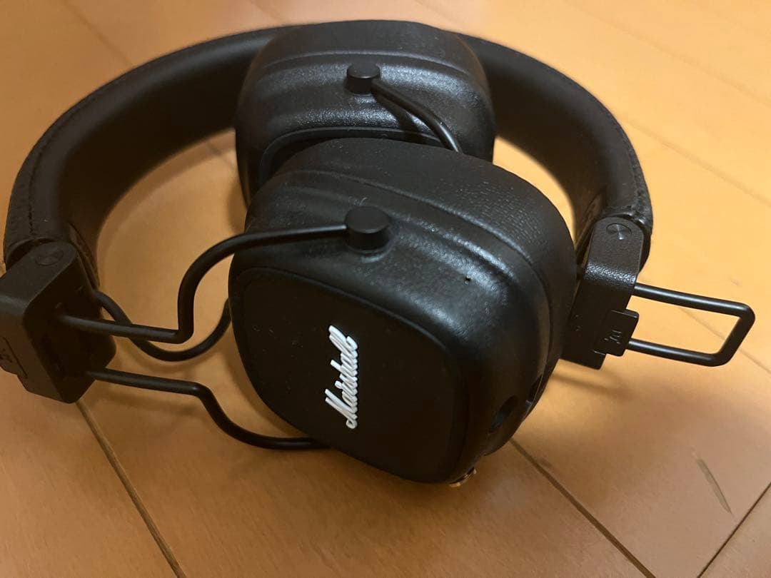 Marshall ヘッドホン