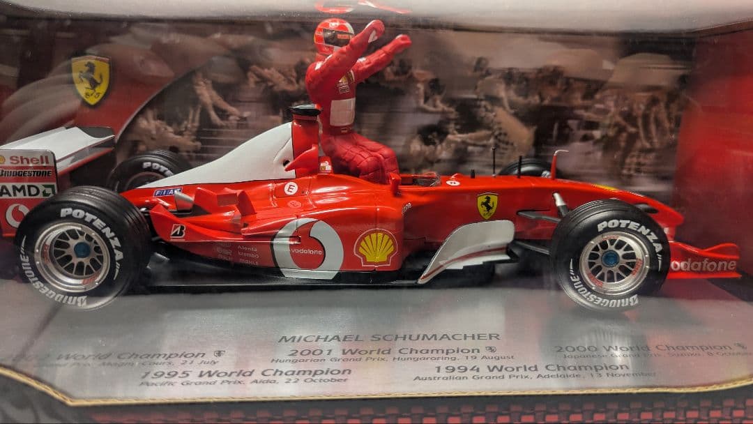 限定 HW 1/18 Ferrari F-2002 #1 Schumacher